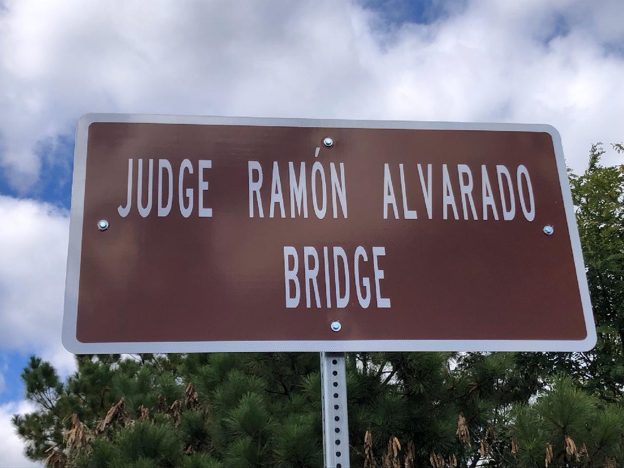 I hugged a sign.